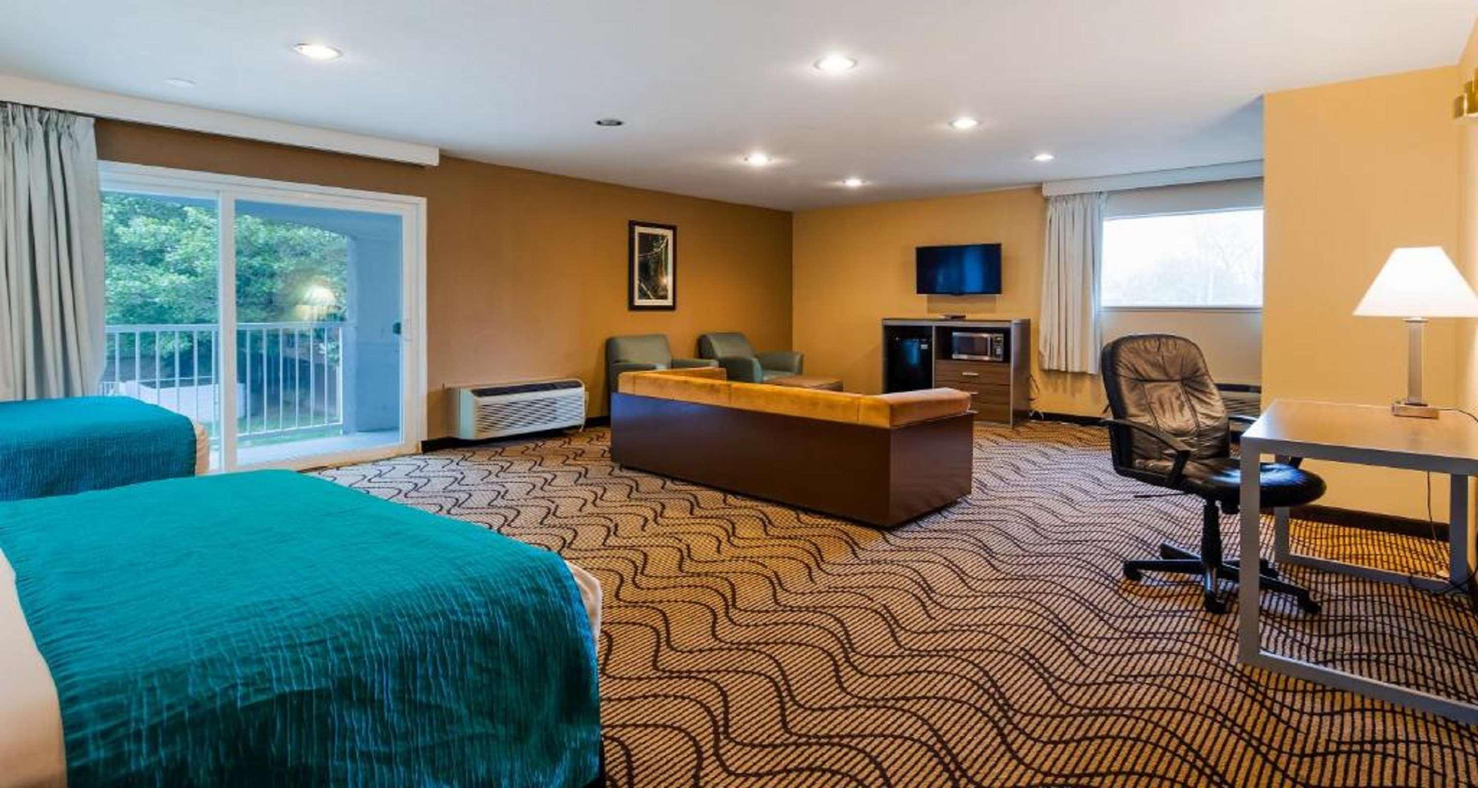 Surestay Plus Hotel By Best Western Sacramento North Exterior photo