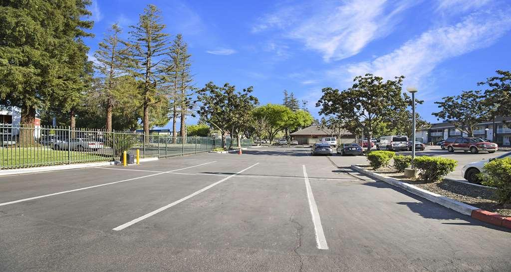 Surestay Plus Hotel By Best Western Sacramento North Exterior photo
