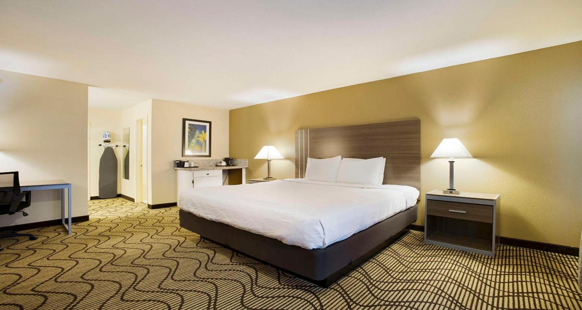 Surestay Plus Hotel By Best Western Sacramento North Exterior photo