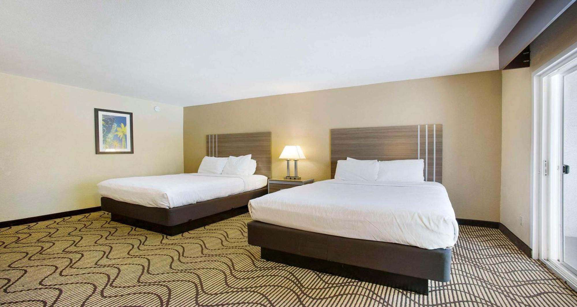 Surestay Plus Hotel By Best Western Sacramento North Exterior photo