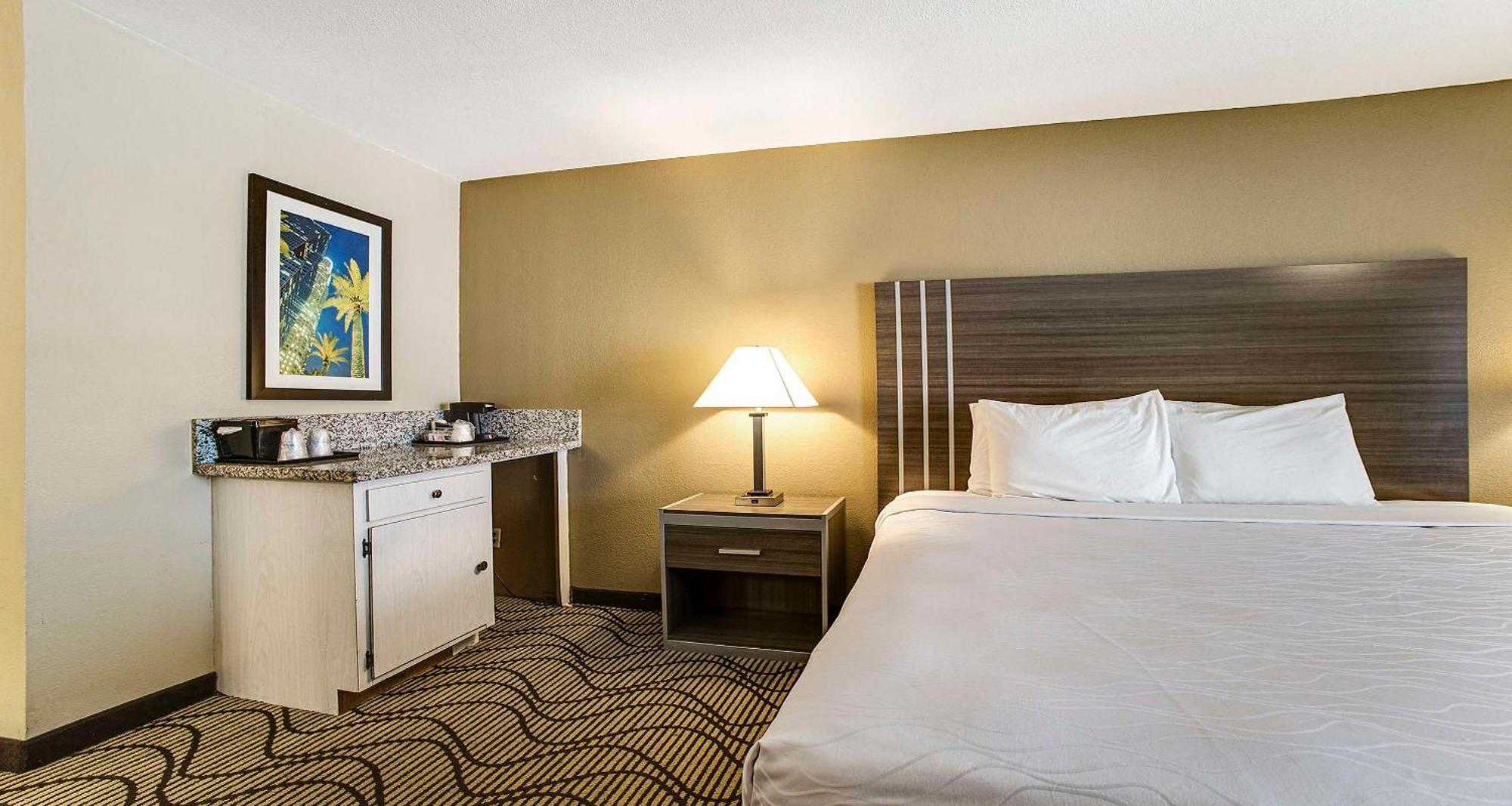 Surestay Plus Hotel By Best Western Sacramento North Exterior photo